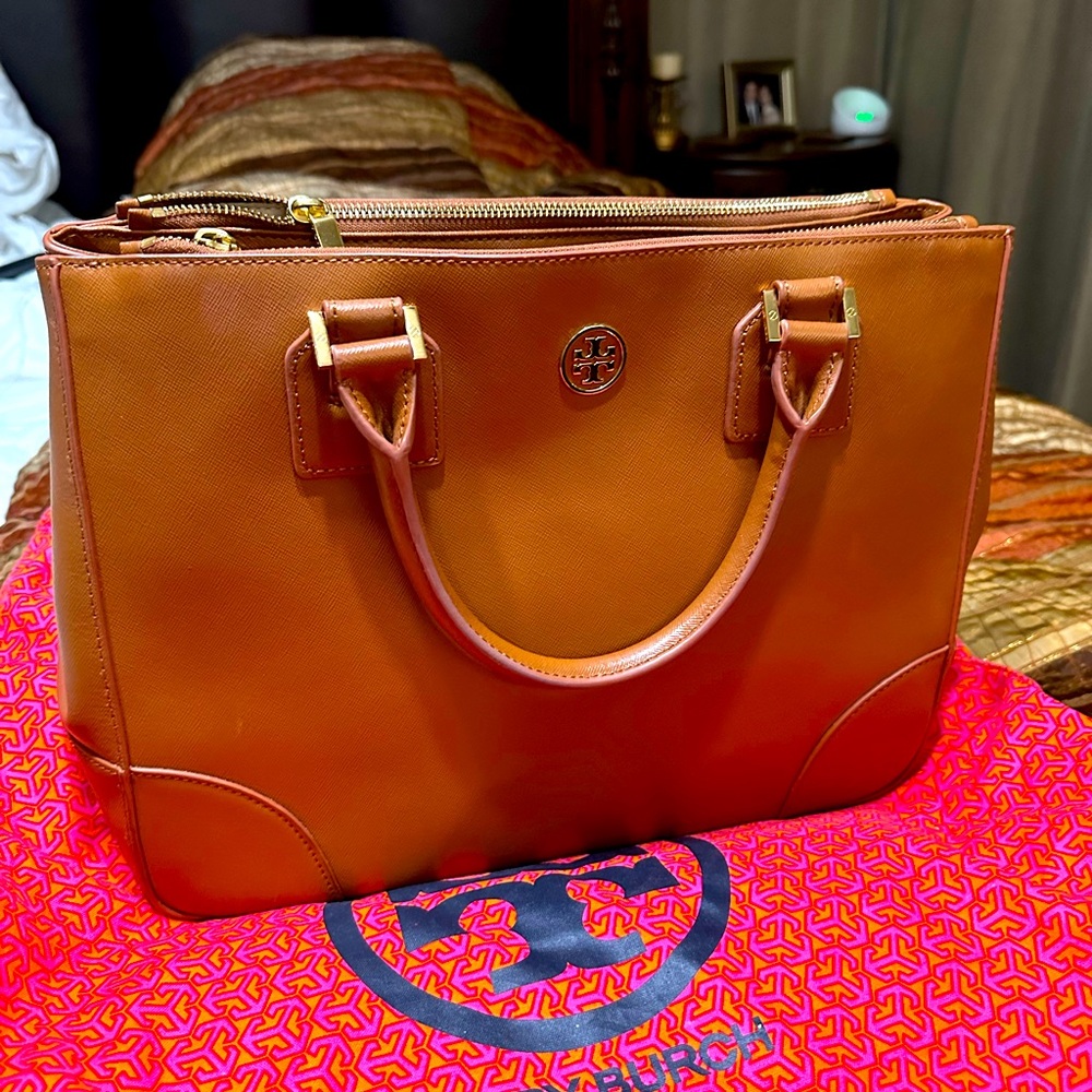 Tory Burch Robinson Double Zip